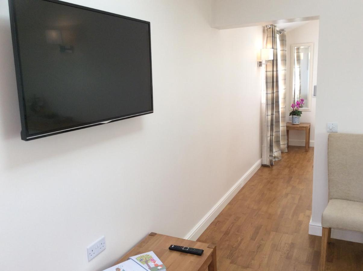 The Studio At The Laurels Hotel Hook Norton Екстериор снимка